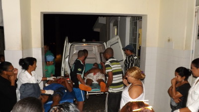 Itambé: Homens são baleados dentro de bar