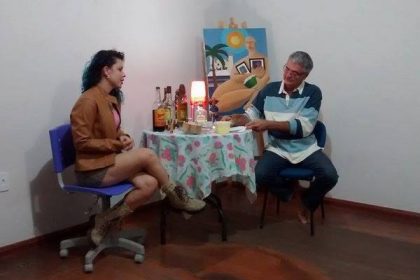 Daisy Andrade, do grupo Finos e o prof. Sérgio Farias