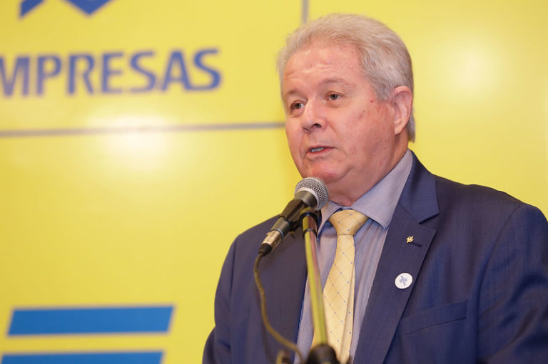 João Maior E Capaz Correntista Do Banco Grana Alta