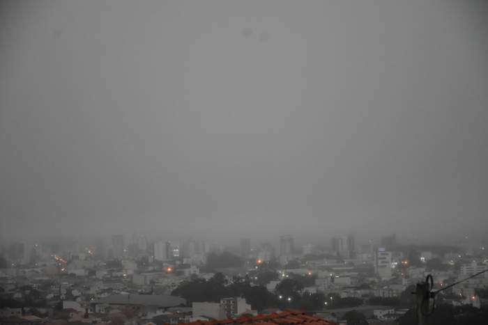 Campo Grande registra neblina e sensação térmica de 9°C nesta terça-feira