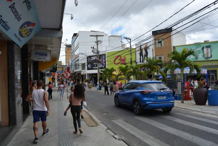 Horário do Comércio no Carnaval 2024 - CDL Vitoria da Conquista